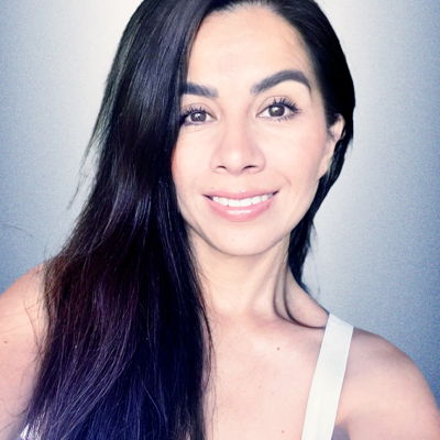 Alejandra Sandoval - Performer, Singer | StageAgent