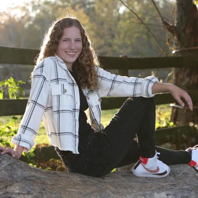 Alivia Smith - Performer, Artistic Staff, Actor, Dancer, Singer, Scenic ...