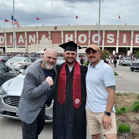 Brett Robinson - Performer, Artistic Staff, Actor, Voice-over, Director