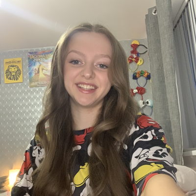 Emily Jones - Performer, Actor, Dancer, Singer StageAgent