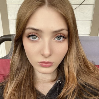 Sarah Turner - Performer, Actor, Singer, Comedian, Model | StageAgent