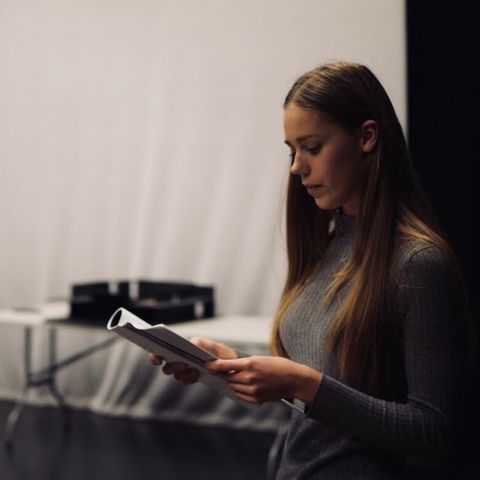 Una Valaine - Actor, Dancer, Voice-over, Singer, Comedian, Model, Drama